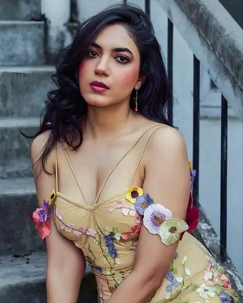 Book Call Girl in Raipur